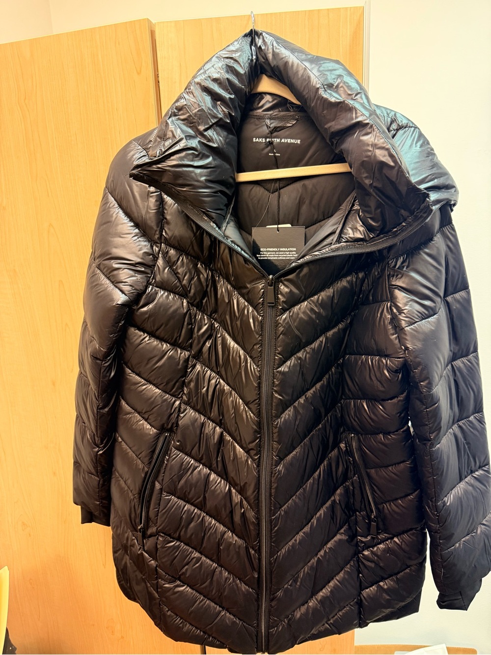 Saks Fifth Avenue Black Women's Packable Chevron Puffer Coat NWT